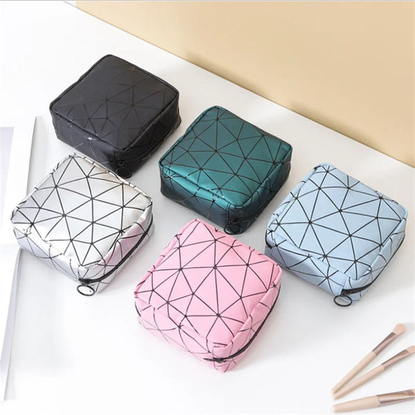 MINI LINES PRINT COSMETIC POUCH