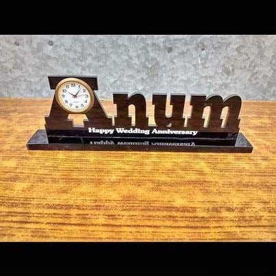 Customized Name Table Clock